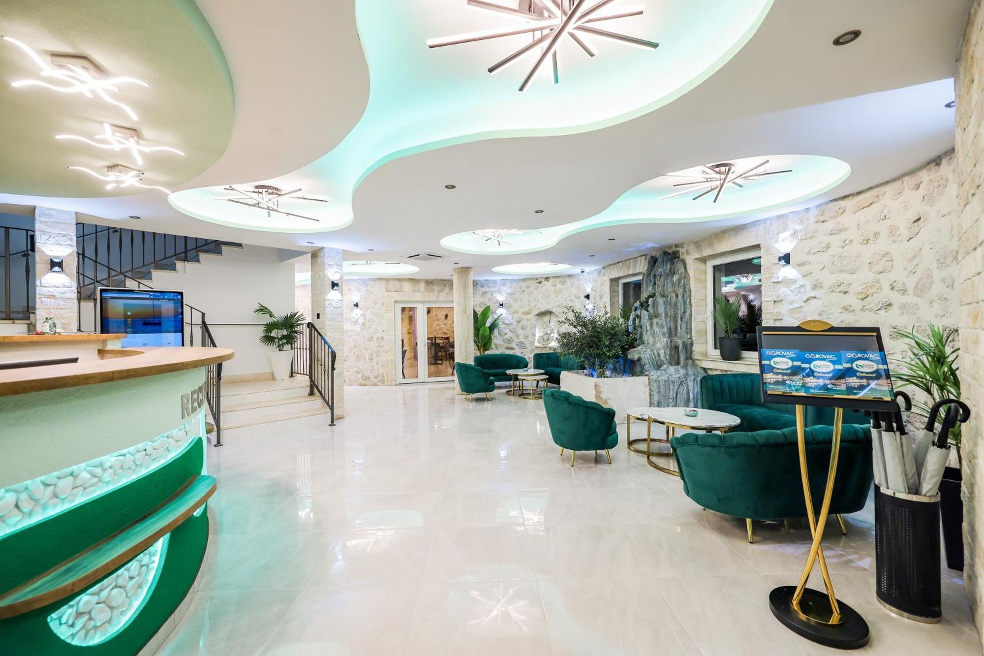 Hotel Kanjon Zrmanje 奥布罗瓦茨 外观 照片