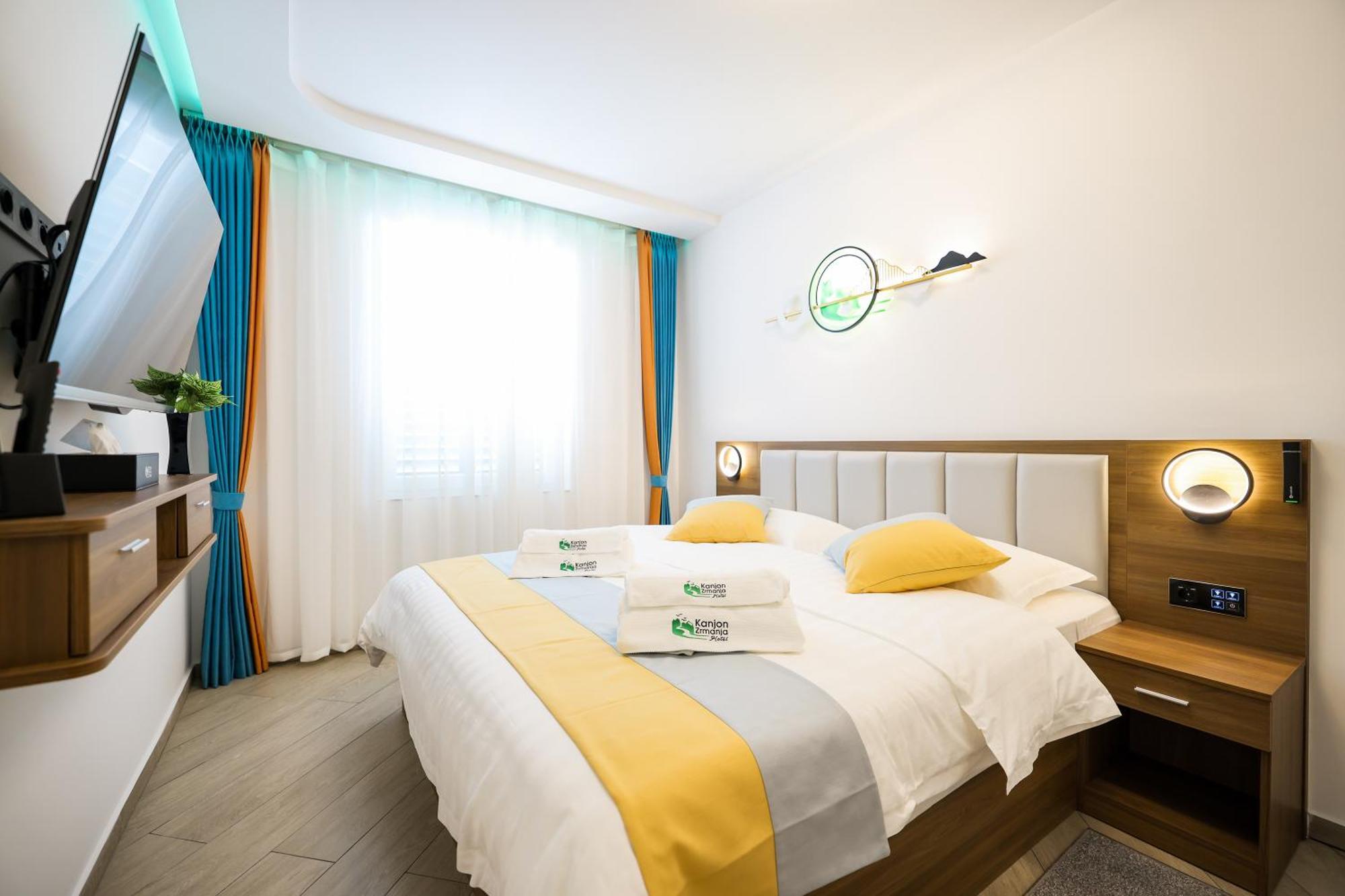 Hotel Kanjon Zrmanje 奥布罗瓦茨 外观 照片